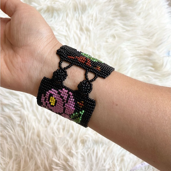 Bead Bracelet - Picture 6 of 6